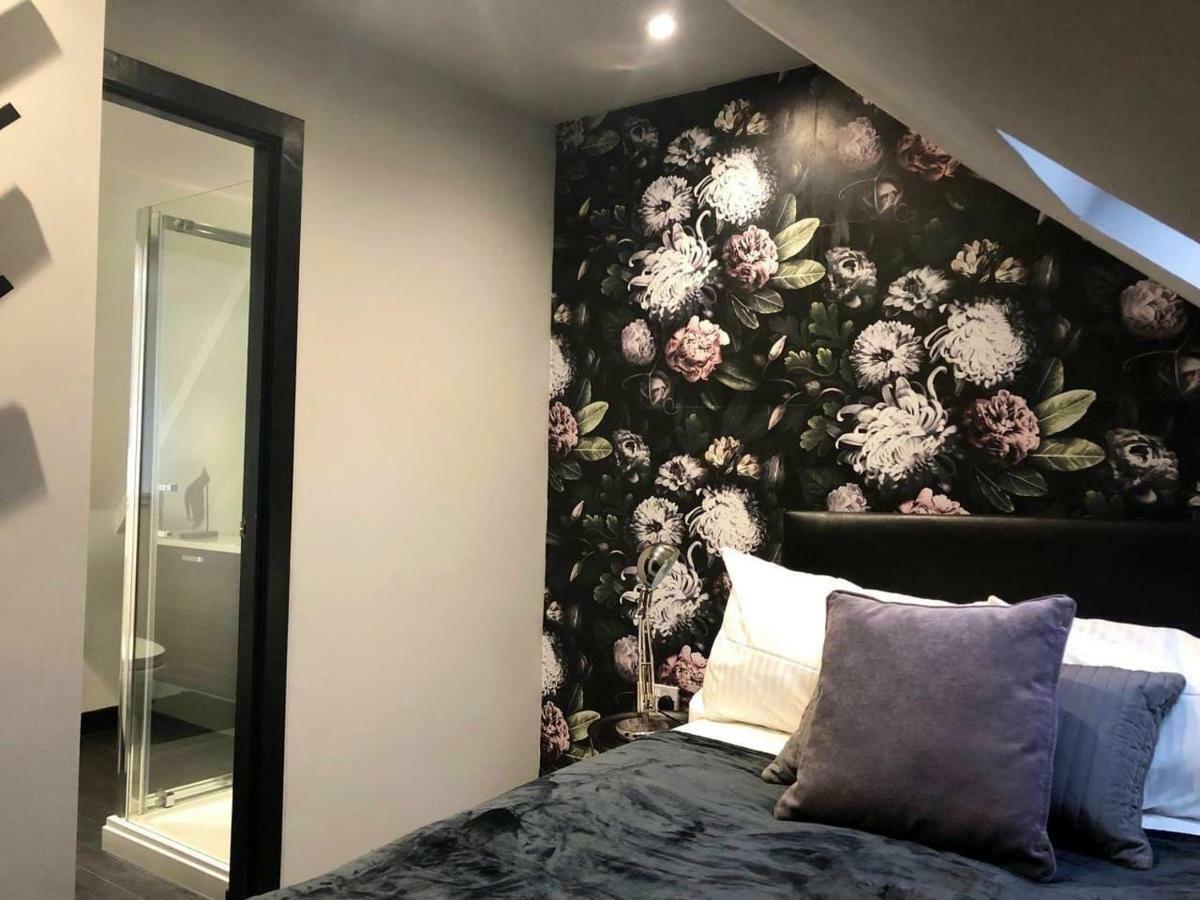 Boutique Loft Apartment ดังเคลด์ ภายนอก รูปภาพ
